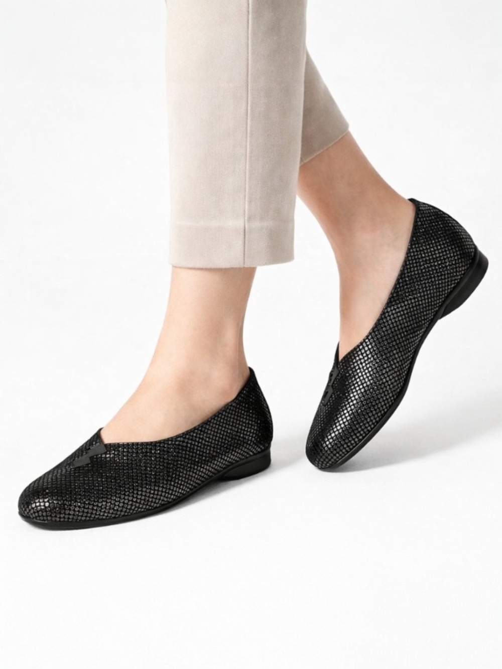Thierry Rabotin Grace Flats 39.5 US 9 Black Metallic Nappa Leather Comfort Italy